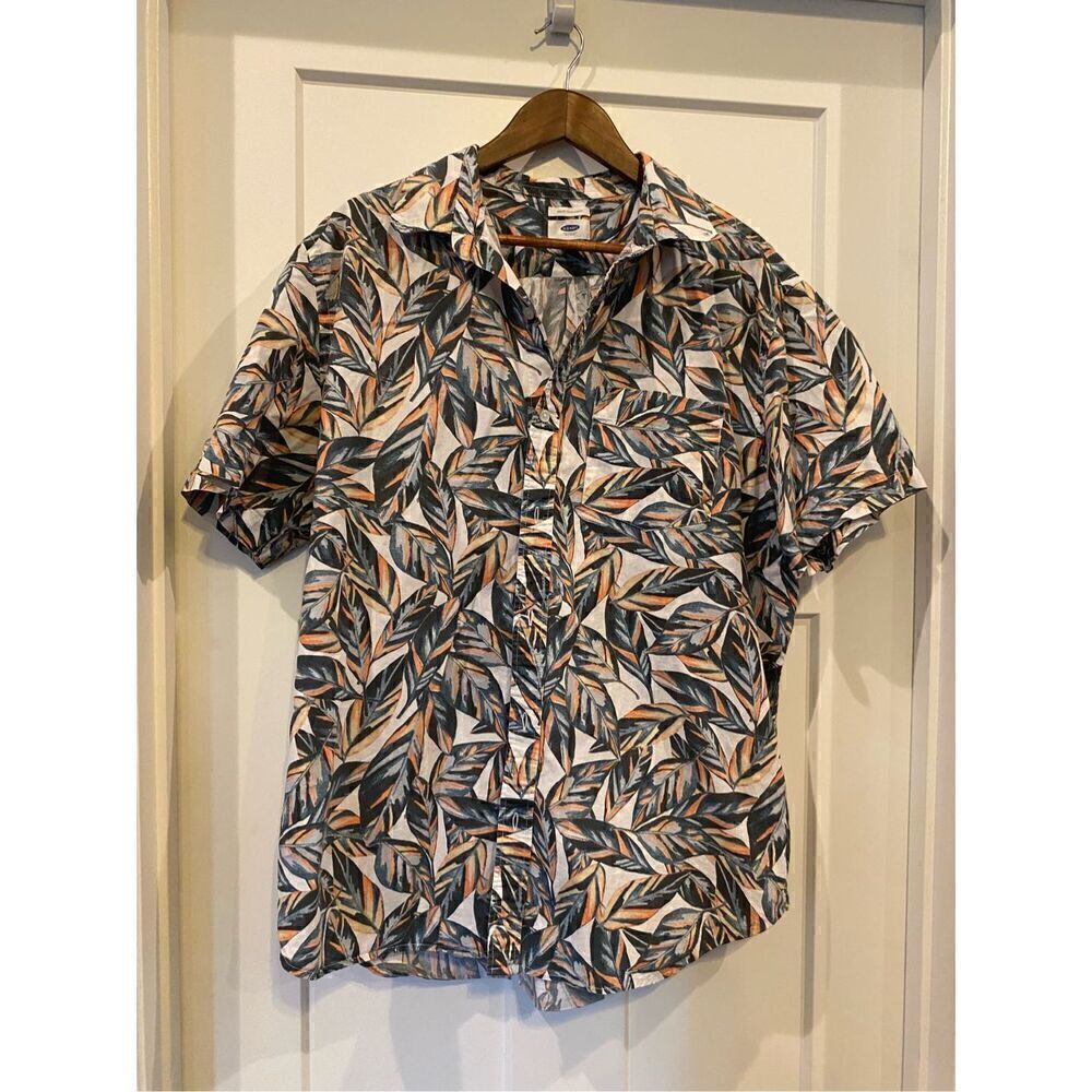 Old Navy Hawaiian shirt green orange